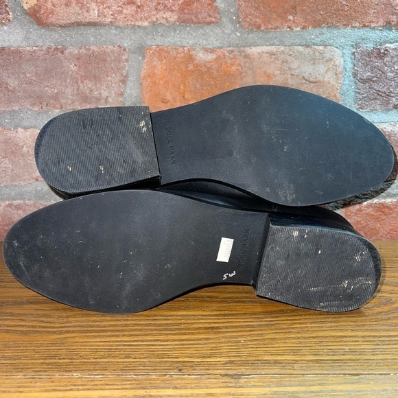 Cole Haan Landsman W06488 Women's Size 9.5B Black Leather Pull On Chelsea Bootie - Picture 8 of 12